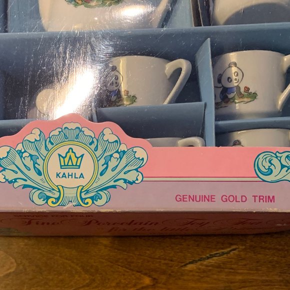 Vintage 1987 12 Piece Royal Kahla (Service for 4) Fine Porcelain Toy Tea Set - Picture 12 of 15